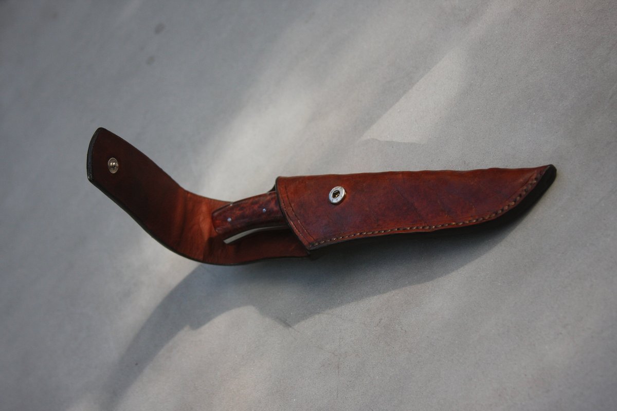 Red Amboyna leather sheath